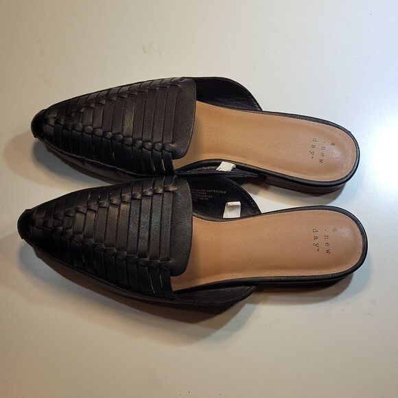 A.NEW DAY POINTED TOE WOMEN"S MULES SHOE - Picture 7 of 16